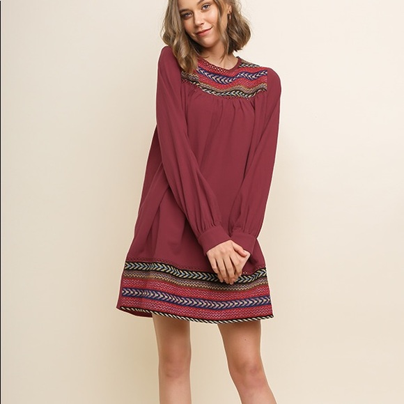 🆕Umgee Fall 2019 Aztec Embroidered Detailed Dress - Picture 5 of 7